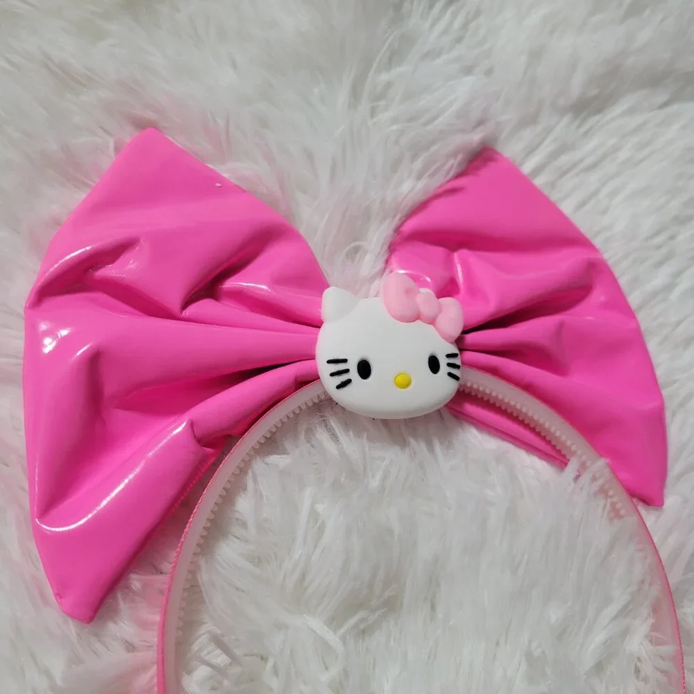 Hello Kitty Oversized Bow Headband